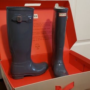 Hunter- tall glossy graphite boots